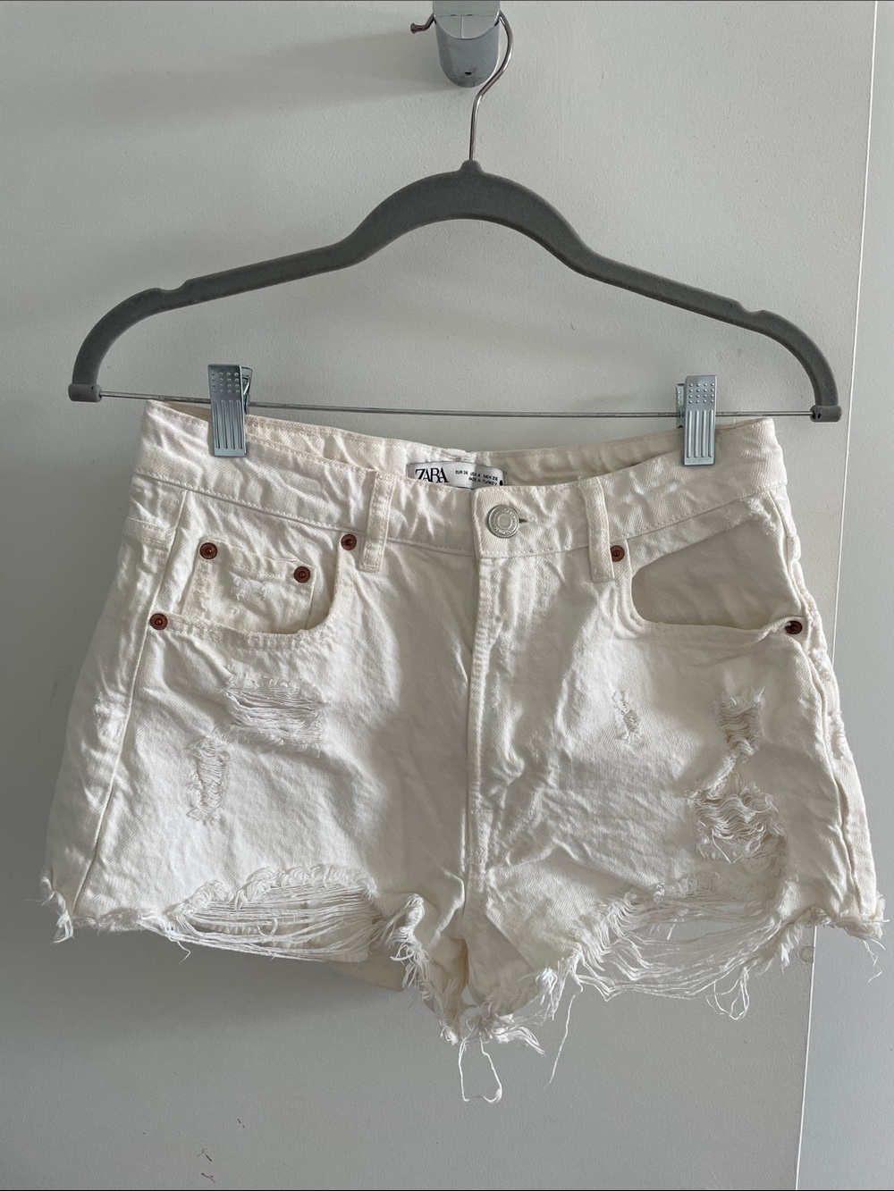 ZARA Off-White Distressed Denim Shorts
